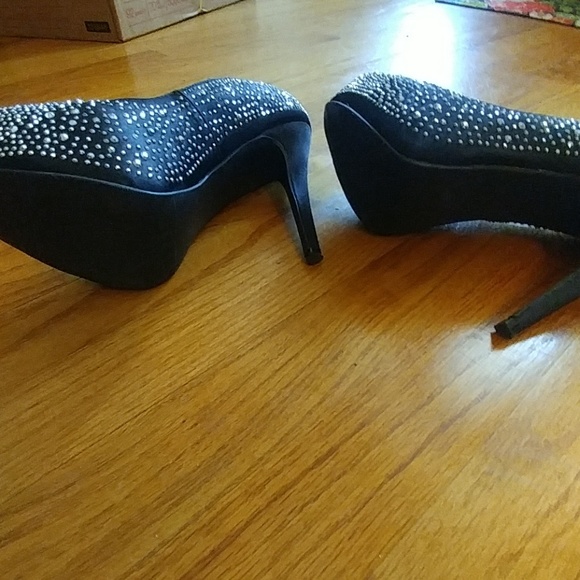 BCBG WOMEN SHOES - Picture 3 of 7